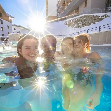 Club Mmv Les Clarines Aparthotel 4*
